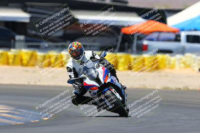 media/Jun-05-2021SpecialRequest-TrackXperience [[78b86e271d]]/Level 2/Turn 2 (1120am)/